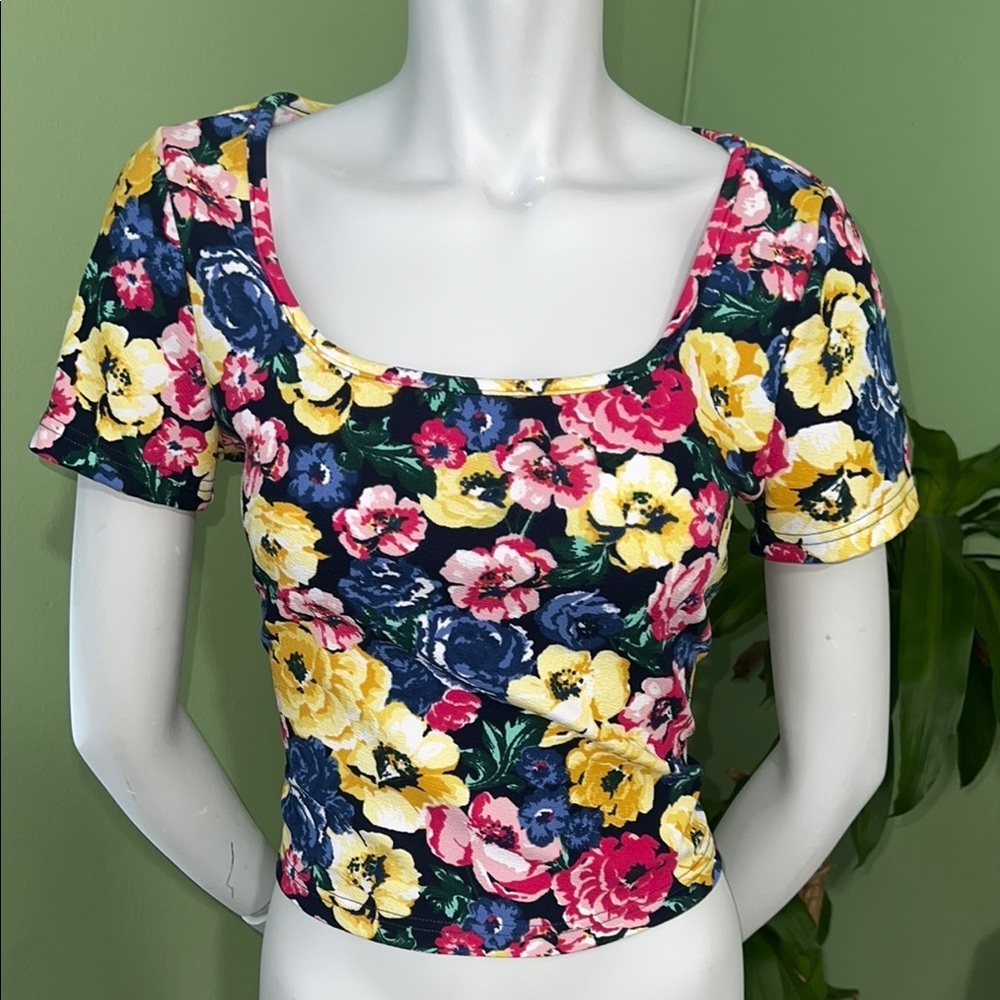 SHEIN Blue and Yellow Puff Sleeve Fitted Blouse